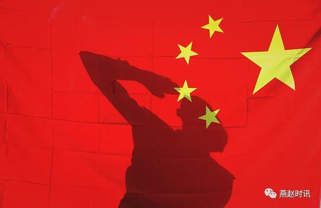 她与撒贝宁同居4年，狠心抛弃撒贝宁爱上富二代，如今怎样？游戏画面